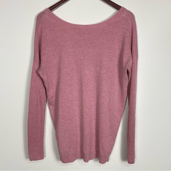 American Eagle Light Pink V-Neck Sweater Size XS - Picture 10 of 11
